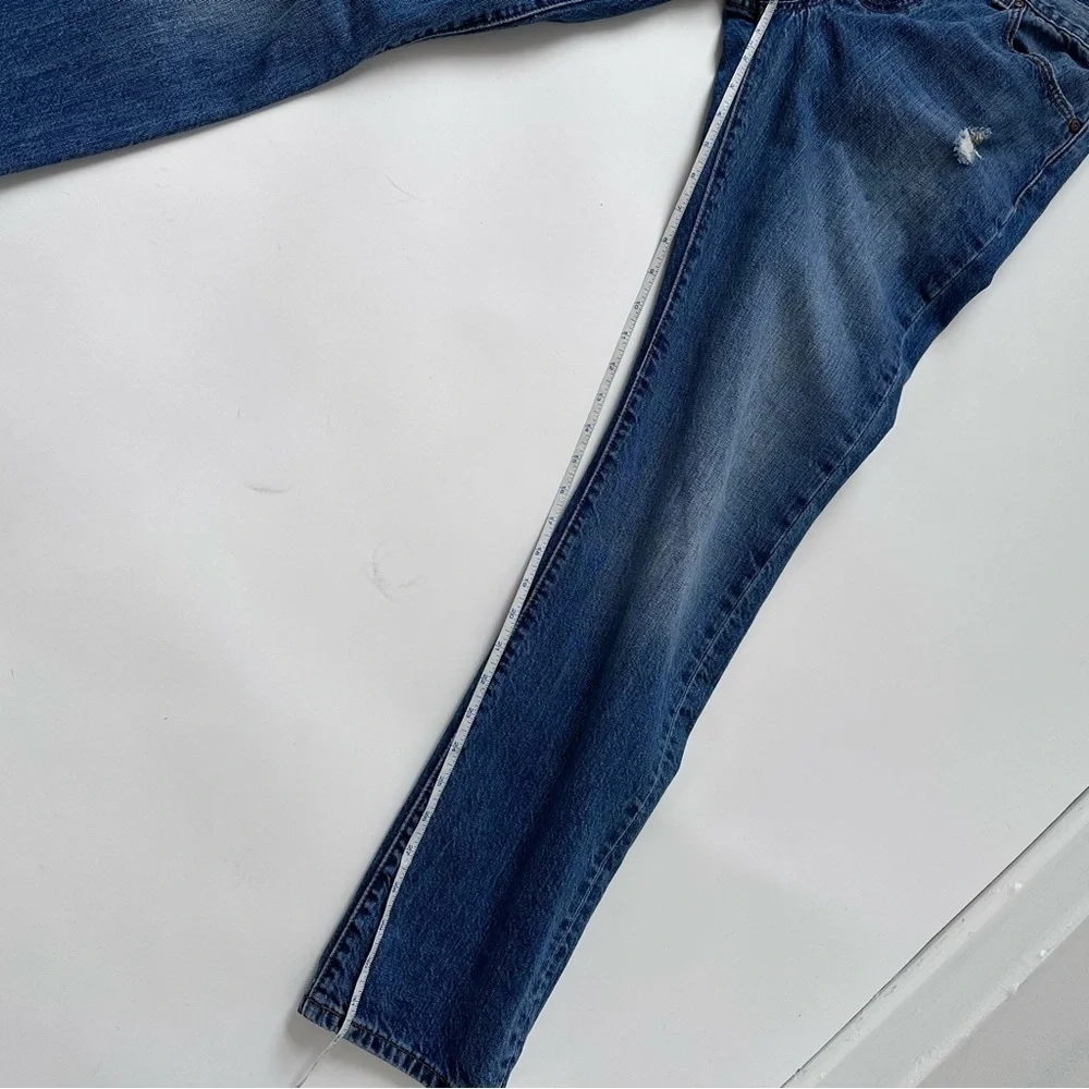 LEVI’S 501 Original Fit Women’s Jeans size 27 32 Salsa Middle - Dark Wash - Picture 13 of 16